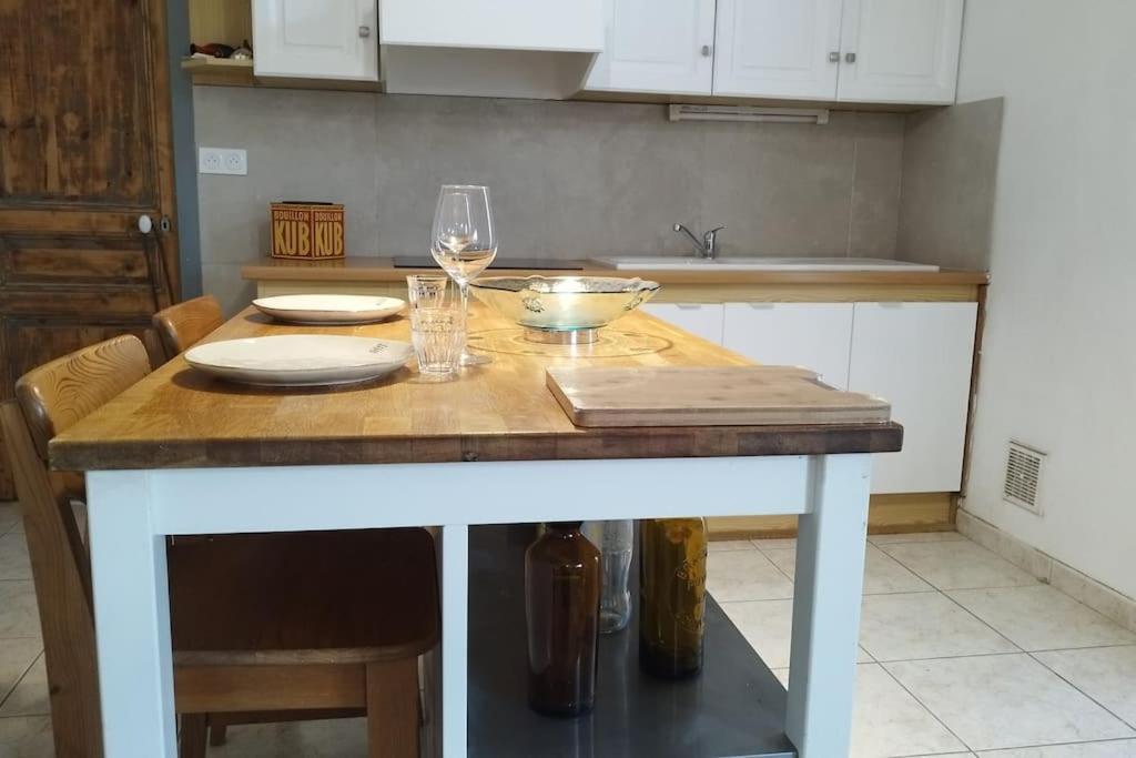 ベジエ Charmante Maison T2 De Plein Pied Avec Exterieur Calme Aux Arenesヴィラ エクステリア 写真